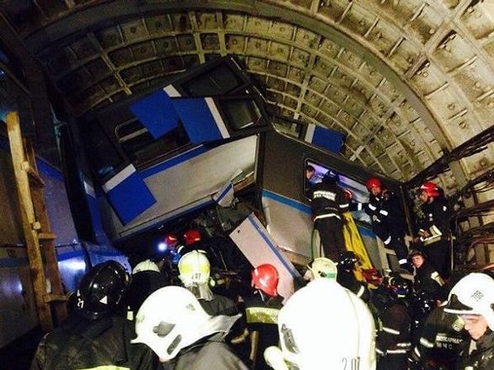 Moskova'daki Metro Kazasında Ölü Sayısı 19'a Yükseldi