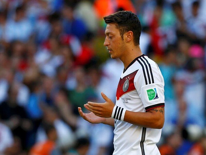 Mesut Özil'den Gazze'ye Yardım