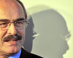 'Ekmeleddin Bey'e Oy Vermek Vatan Borcudur'
