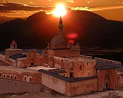 Ermenistan'a Ağrı Dağı Golü