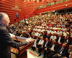 'Cumhurbaşkanı Yol Gösterir, Yol Yapmaz'