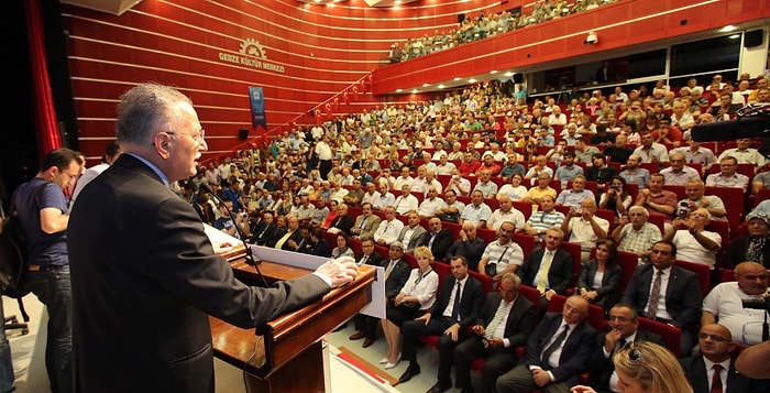 'Cumhurbaşkanı Yol Gösterir, Yol Yapmaz'