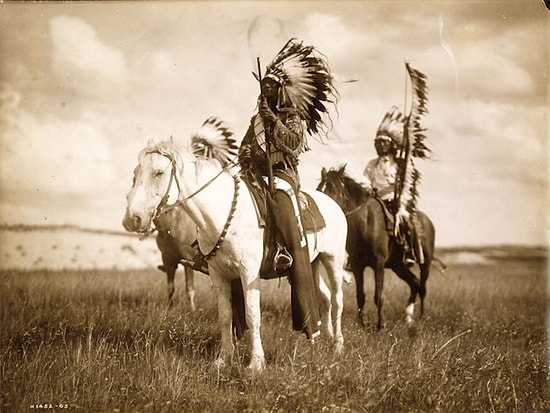 1900'lü Yıllarda Kuzey Amerika'daki Kızılderilileri Gösteren Arşiv Niteliğindeki 16 Fotoğraf