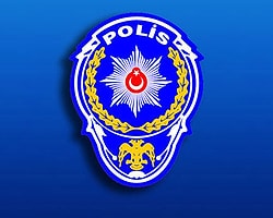 Aranan Emniyet Amiri Teslim Oldu