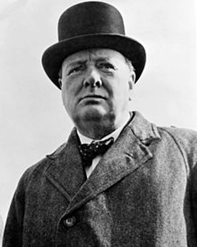 Winston Churchill, İngiltere Başbakanı, 1938