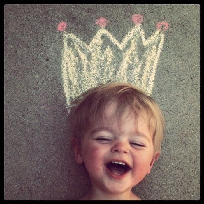 İnsana Rağmen Bebek: En Tatlı Halleriyle 47 Bebek Resmi