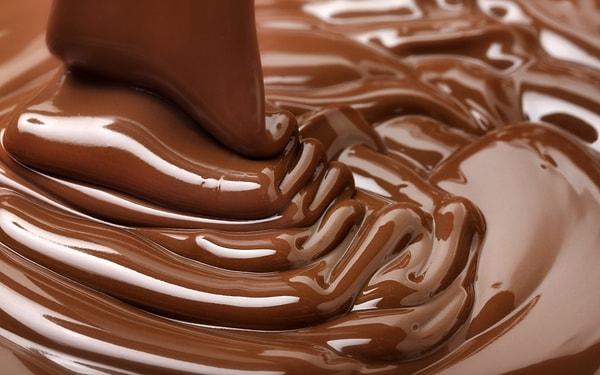10. Bilim adamlarına göre çikolata, koku duyularının ayarını bozuyormuş.