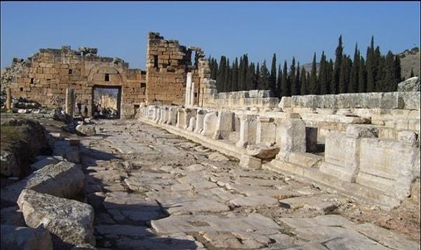 3. Hierapolis