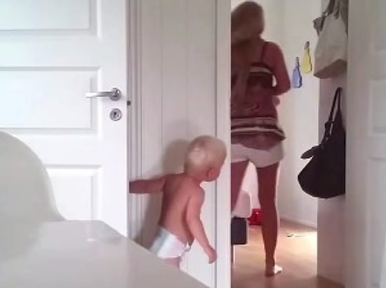 Annenin İkizleri Uyutmaya Çalışma Kabusu