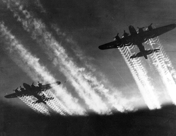 15. Amerikan bombardıman uçakları