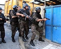 İstanbul'da Bin Polisle Geniş Çaplı Operasyon
