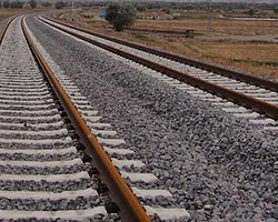 Demiryolu İşçilerine Silahlı Saldırı