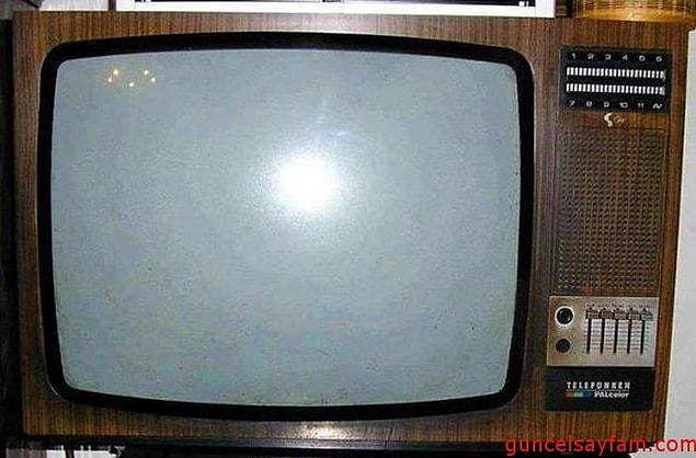 6. Tüplü televizyonun camına elle dokunup cızır cızır ses çıkarttırmak.