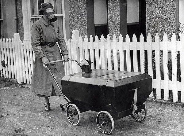 Koruyucu Bebek Arabası (İngiltere 1938)