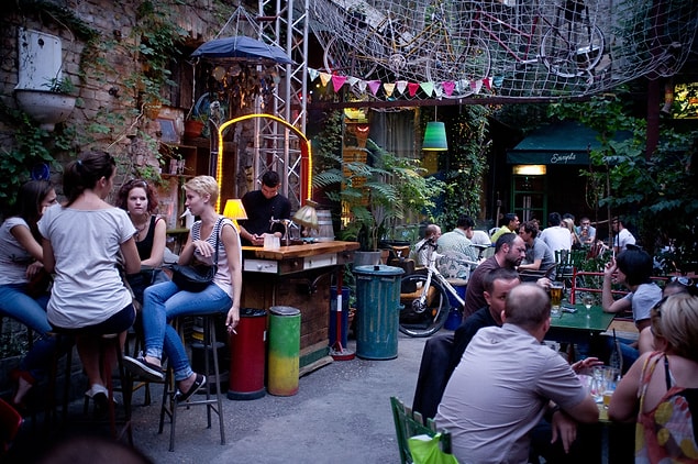 2. Szimpla Kert