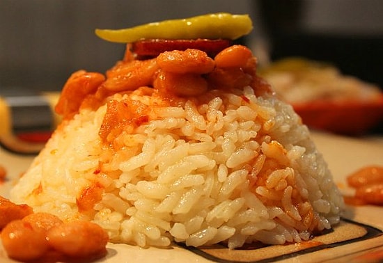 Hayatın İçinden Et ve Tırnak Olmuşcasına Bütünleşmiş 38 İkili