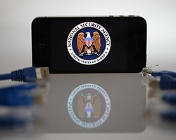 İnsanlar Korkularından İnternette "NSA" Dahi Yazamıyor