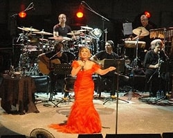 Sezen Aksu'dan Muhteşem Konser
