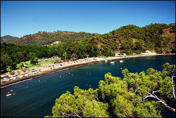 Doğal bir akvaryum: Küçük Kargı Koyu