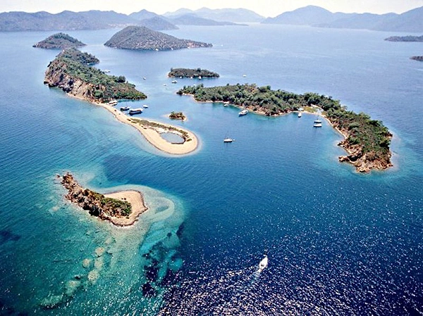 Su sporları için ideal ve çok elverişli:  Yedi Adalar