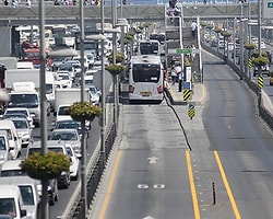 Metrobüs Seferleri Yeniden Başladı