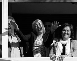 'Erdoğan'a El Hareketi Çektin, Seni Halkın Arasına Atarız Linç Edip Irzına Geçerler'