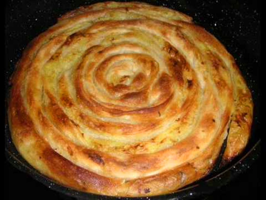 Burek sa sirom