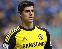 Courtois 5 Yıl Daha Chelsea'de