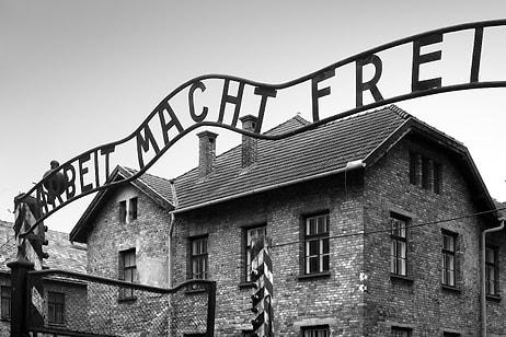 19 Fotoğraf ile İnsanlık Tarihinin Yüz Karası: Auschwitz