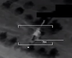 ABD İlk Kez Bağdat Yakınlarını Bombaladı