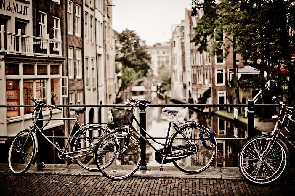 Dünyanın En Büyük Bisiklet Parkının Temeli Hollanda'da Atıldı