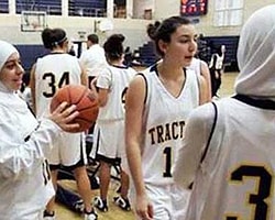 FIBA'dan Başörtü Kararı