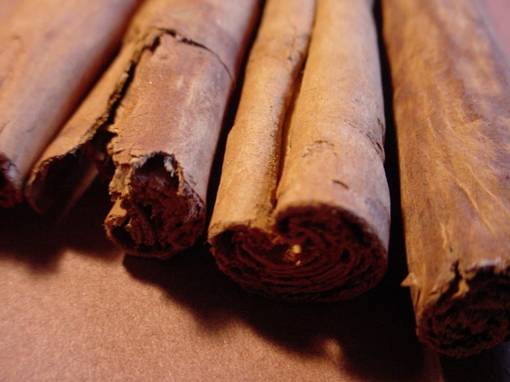 Bal ve Tarçın Karışımının Sağlığa Faydaları