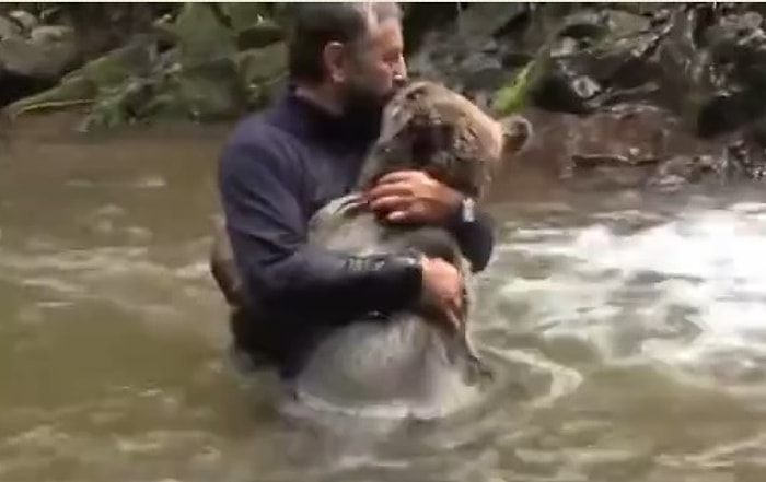Vahşi Ayıyla Baba Oğul İlişkisi Kuran Adam