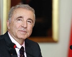 Ünal Aysal'ı İkna Edemediler...
