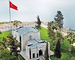 Washington Post: 'IŞİD'in Süleyman Şah Türbesi'ndeki Askerleri Rehin Aldığına İnanılıyor!'