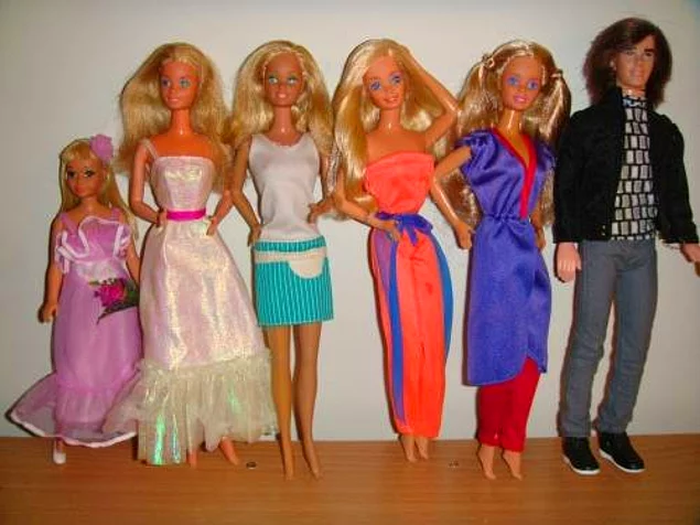Barbie bebekleri..