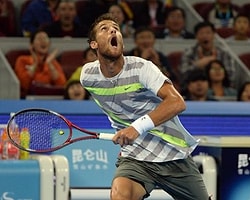 Nadal'a Klizan Darbesi