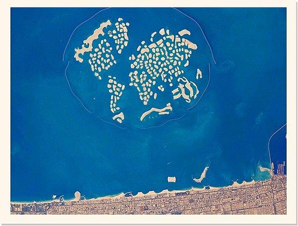 25. Dubai'nin oluşturduğu dünyaya benzeyen yapay adaları ziyaret etmek
