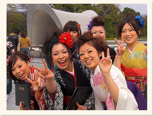 24. Hiroşima Barış Anıtı'nı ziyaret etmek