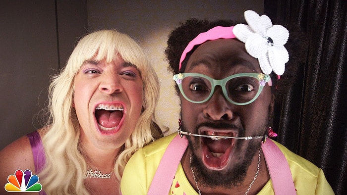 Sinir Bozucu Ama Bir O Kadar da İlgi Uyandıran Şarkı | Jimmy Fallon ve Will.i.am - EW!