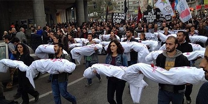 Taksim ve Kadıköy'de 'Kobanê'ye Koridor Açılsın' Eylemi