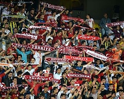 Tribünde De Son Sıradayız