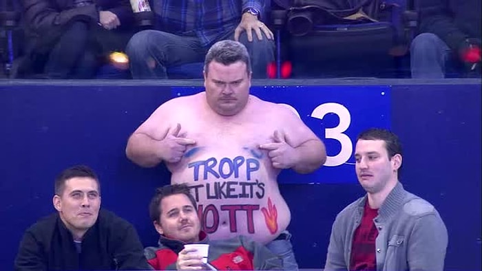 Taraftardan Tribünleri Coşturan Çılgın Dans