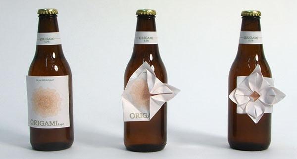 8. İçki masasında rekabet konusu olabilecek Origami ambalajlı bira şişeleri.
