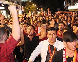 Taksim'de G.Saray-Dortmund Kavgası