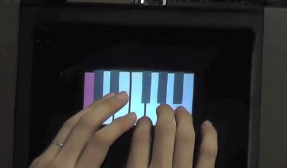 Filmlerde Görmeye Alıştığımız Hologram Teknolojisi Gerçek Dünyada