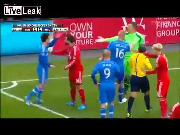 Sakatlanan Futbolcuyu İyileştiren Şifalı Kaleci