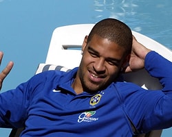 Adriano'ya Uyuşturucu Soruşturması