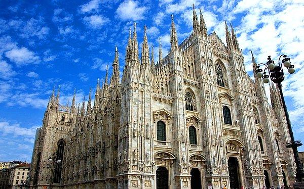 4. Milan Katedrali - İtalya